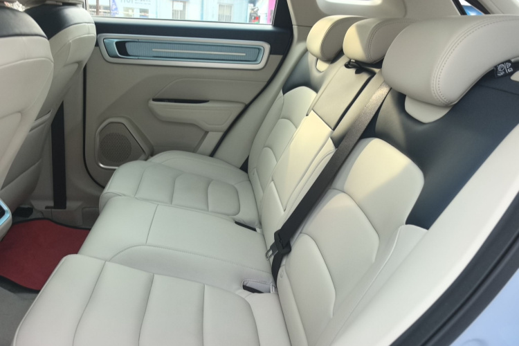 吉利汽车 吉利icon 2023款 1.5TD 主角中控内饰7004