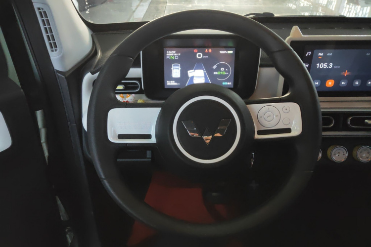 五菱汽车 宏光MINIEV 2024款 第三代 215km 进阶版中控内饰13