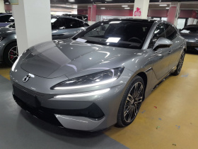 腾势Z9GT 2024款 1100四驱Ultra版