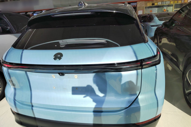 蔚来ES7 2022款 75kWh车身外观6
