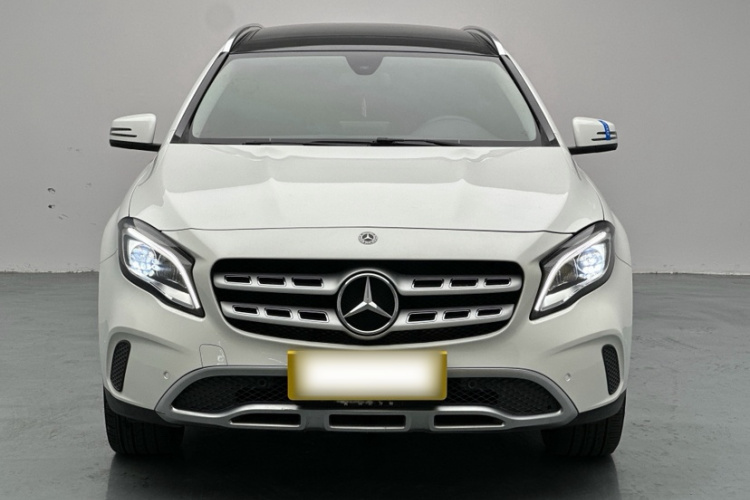 奔驰GLA 2018款 GLA 200 时尚型车身外观6008