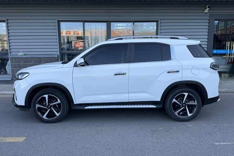 北京现代ix35 2021款 2.0L 自动两驱GLS领先版车身外观6004