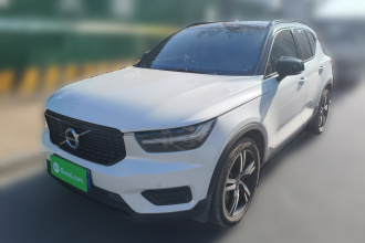 沃尔沃XC40 2022款 T4 四驱智远运动版