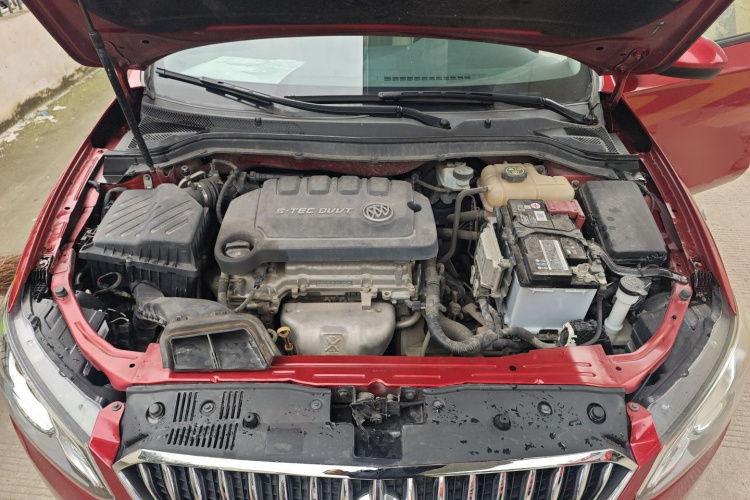 别克 英朗 2016款 15N 手动精英型机舱底盘24