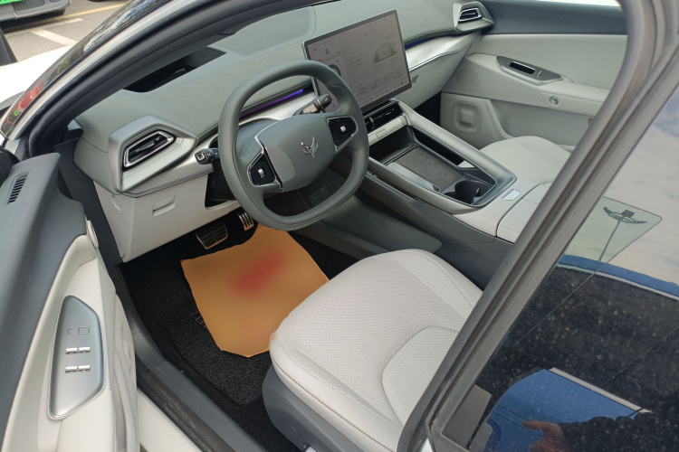 ARCFOX极狐 极狐 阿尔法S5 2024款 560MAX 185kW中控内饰20