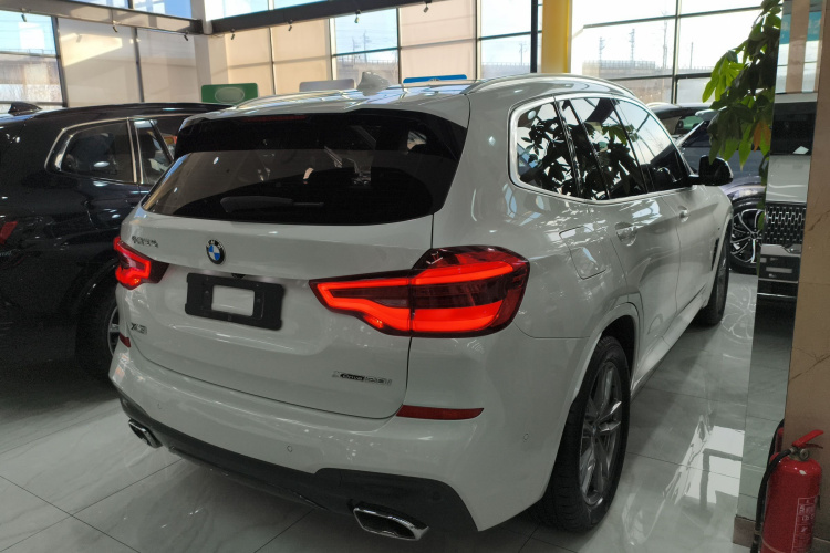 宝马X3 2021款 改款 xDrive28i 豪华套装车身外观7