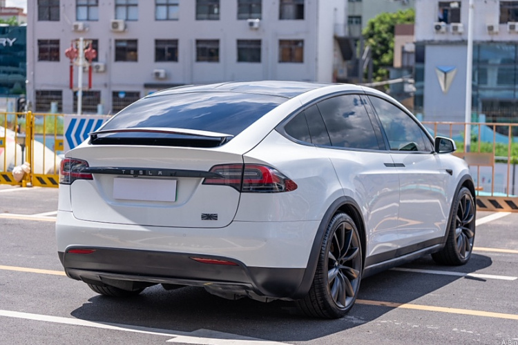 特斯拉 Model X 2019款 Performance 高性能版车身外观6002