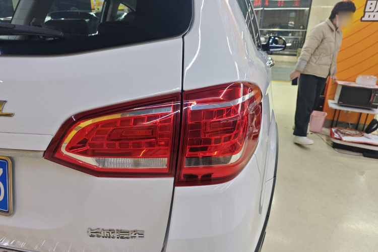 哈弗H6 2019款 运动版 1.5T 自动两驱精英型 国VI车身外观6006