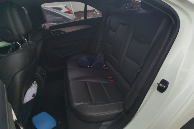 凯迪拉克ATS-L 2017款 28T 时尚型中控内饰7004