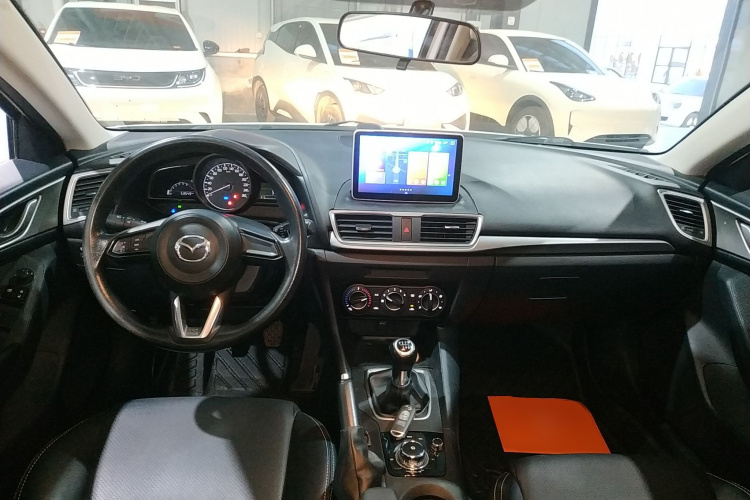 马自达3 昂克赛拉 2017款 三厢 1.5L 手动舒适型 国V中控内饰12