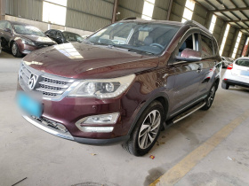 宝骏560 2016款 1.8L iAMT豪华型