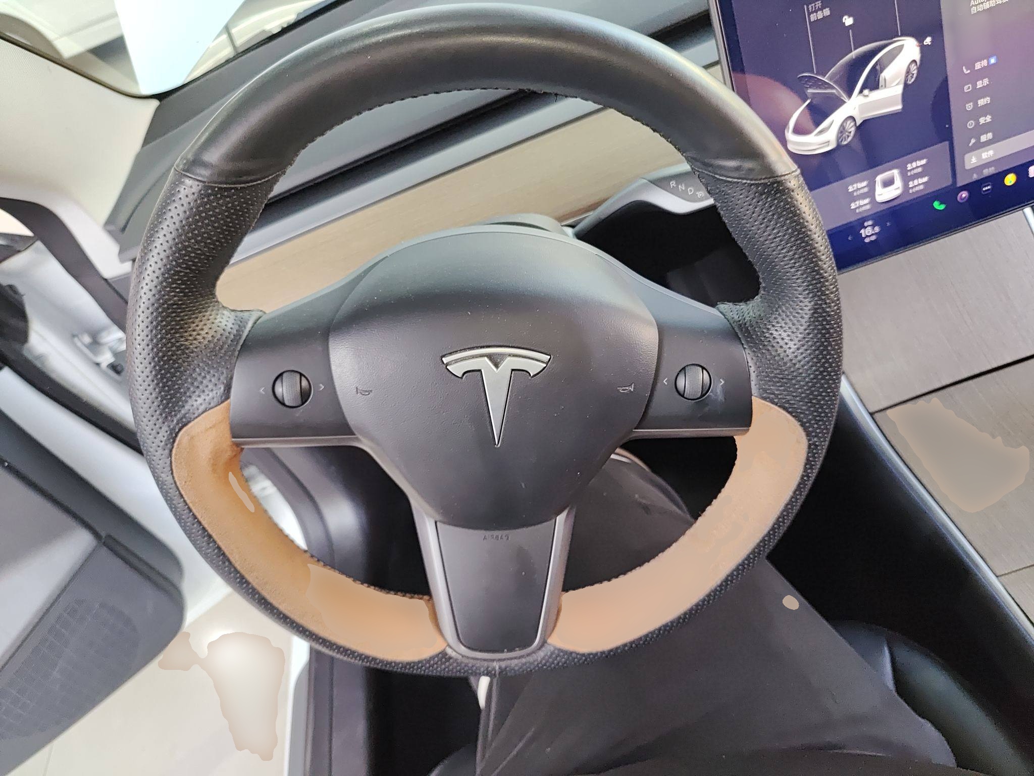 特斯拉 Model 3 2019款 标准续航后驱升级版