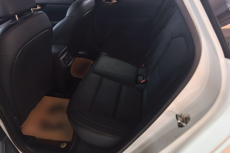 起亚K3 2019款 1.5L CVT智享互联版中控内饰21