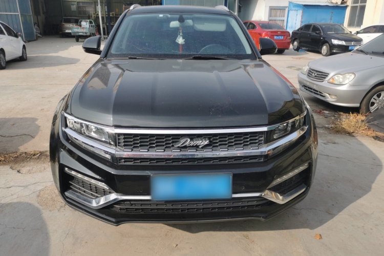 众泰 大迈X7 2017款 1.8T DCT尊贵型车身外观2