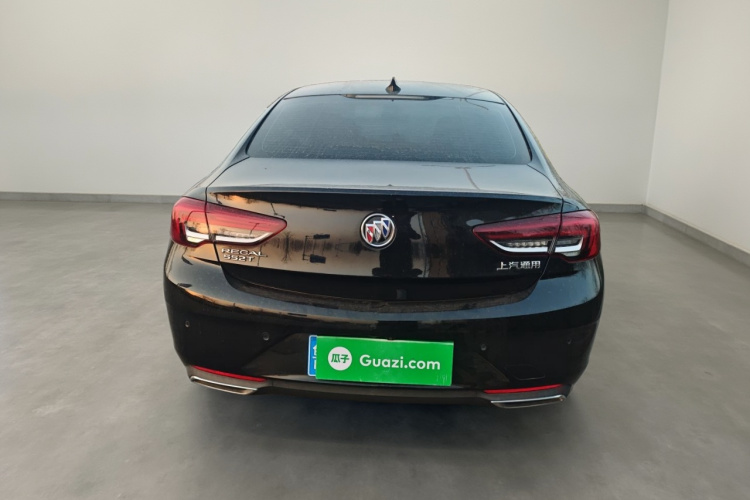 别克 君威 2023款 552T 智享型车身外观6