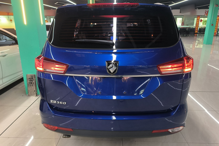 宝骏360 2019款 1.5L CVT精英型 国VI车身外观6