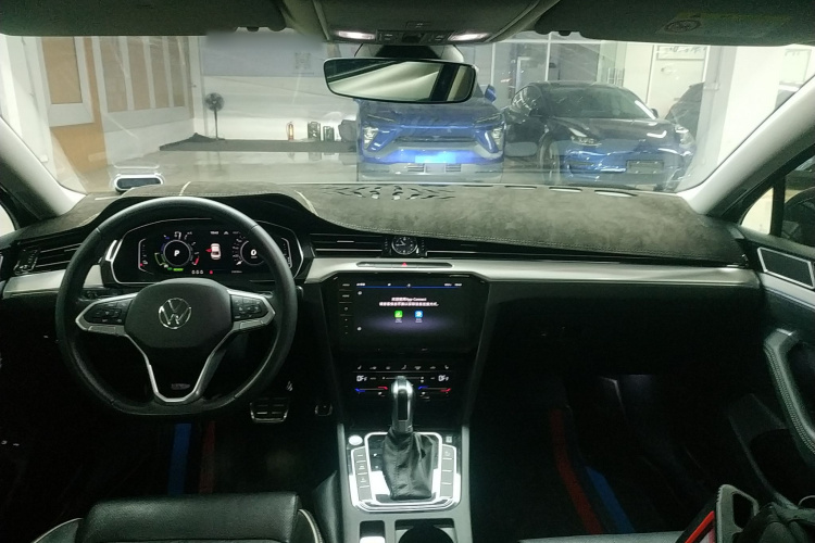 大众 迈腾GTE插电混动 2022款 GTE 豪华型中控内饰12