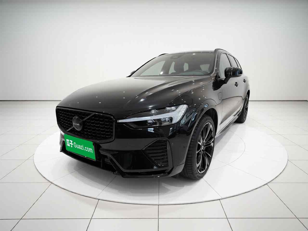 沃尔沃XC60新能源 2024款 T8 插电混动 长续航四驱智远极夜版(2)