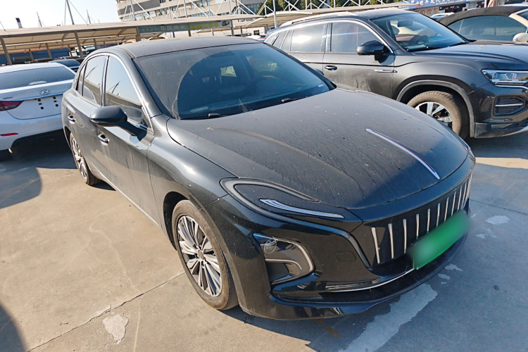 红旗E-QM5 2024款 500km 出行版车身外观3