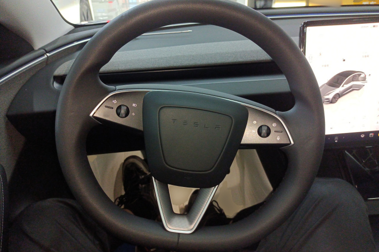 特斯拉 Model 3 2023款 后轮驱动版局部细节13