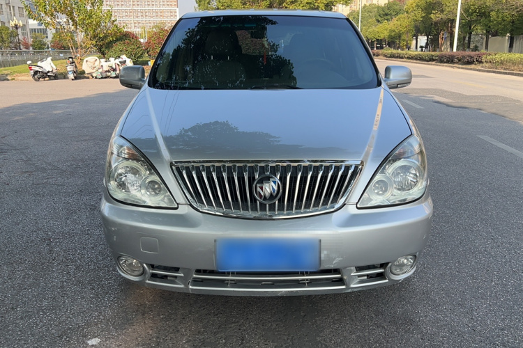 别克GL8 2014款 2.4L 经典版车身外观6001