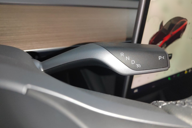 特斯拉 Model Y 2022款 后轮驱动版局部细节18