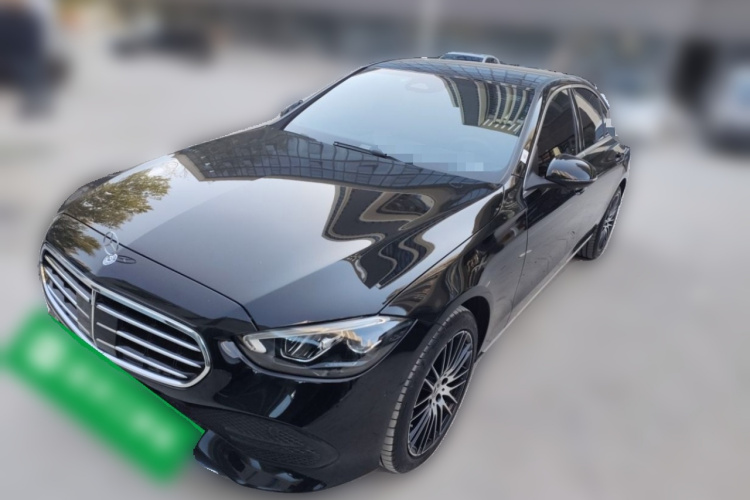 奔驰C级 2024款 C 260 L车身外观1