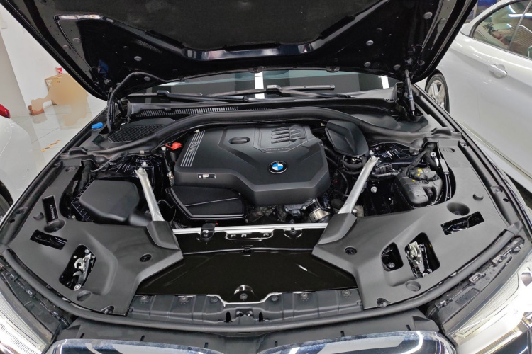 宝马5系 2022款 改款二 525Li M运动套装局部细节24