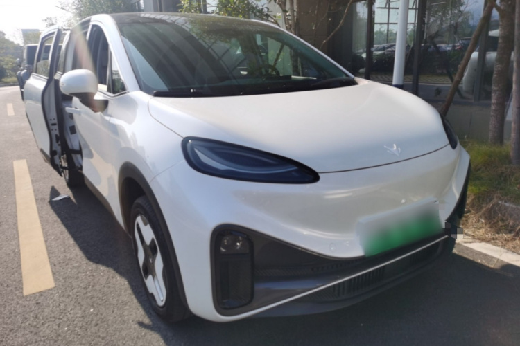 ARCFOX极狐 极狐考拉S 2024款 AIR车身外观3