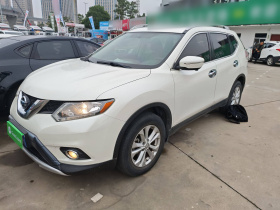 日产 奇骏 2016款 2.5L CVT运动版 4WD