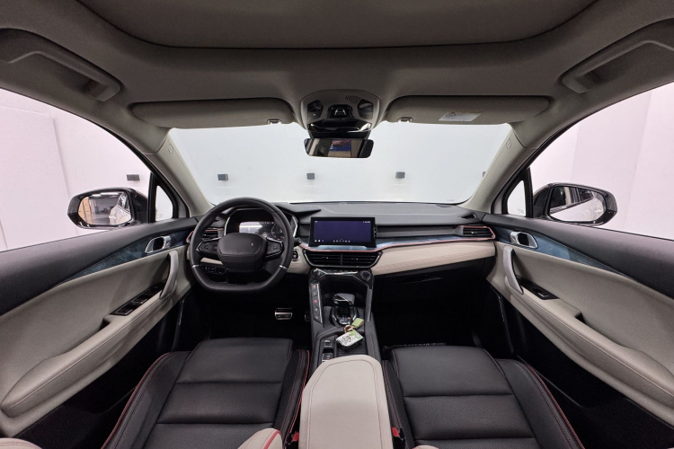 领克06 2020款 1.5T 耀Halo中控内饰7005