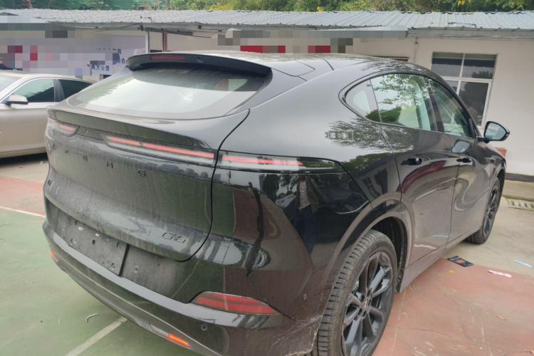 小鹏G6 2025款 625 长续航 Max 科技版车身外观6005