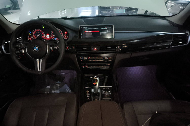 宝马X5(进口) 2014款 xDrive35i 典雅型中控内饰7002