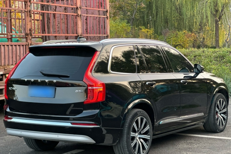 沃尔沃XC90 2022款 B5 智行豪华版 5座车身外观6005