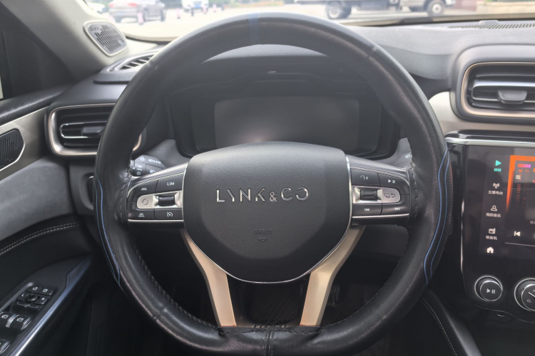 领克03 2018款 1.5TD DCT型Pro版 国V中控内饰7006