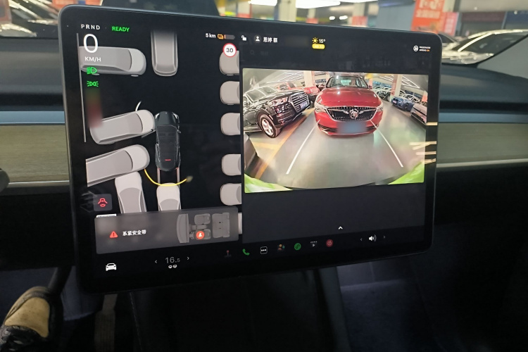 特斯拉 Model Y 2022款 后轮驱动版局部细节16