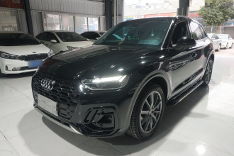 奥迪Q5L 2023款 40T 豪华动感型