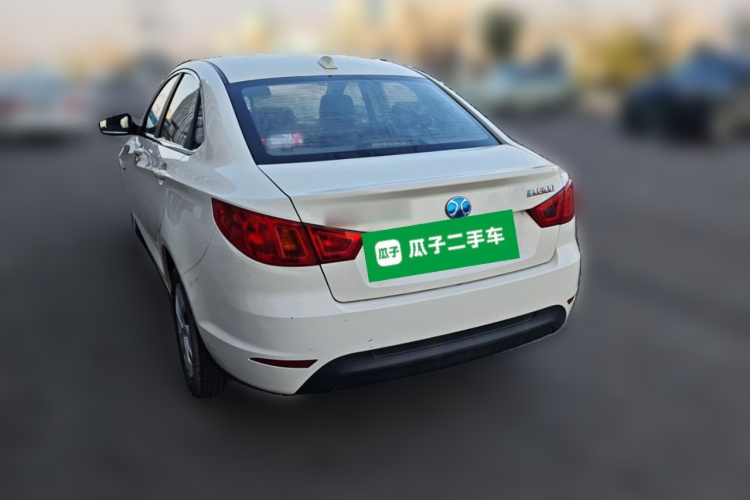 北汽新能源EU 2018款 EU快换乐途版车身外观6003