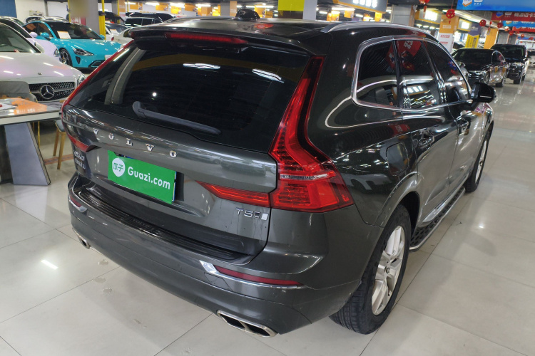 沃尔沃XC60 2019款 T5 四驱智逸版 国VI车身外观6005