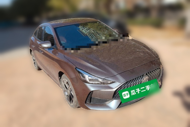 名爵 MG5 2023款 180DVVT CVT豪华版车身外观3