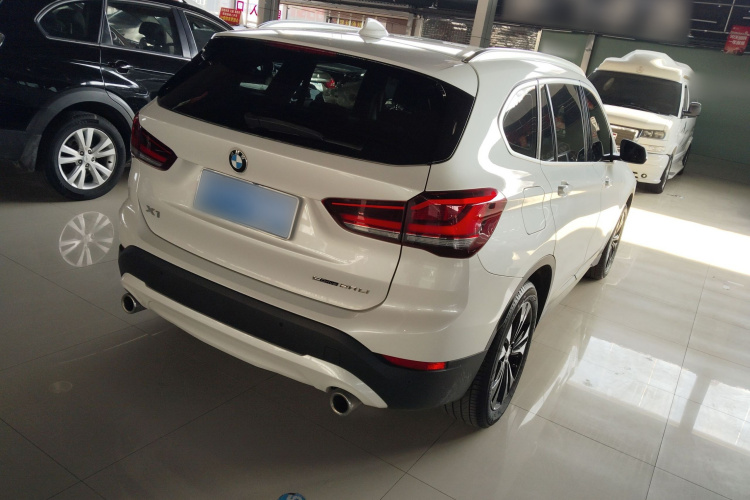 宝马X1 2020款 sDrive20Li 时尚型车身外观7