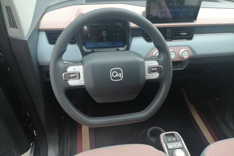 奇瑞新能源 QQ冰淇淋 2024款 170km 圣代 +中控内饰13