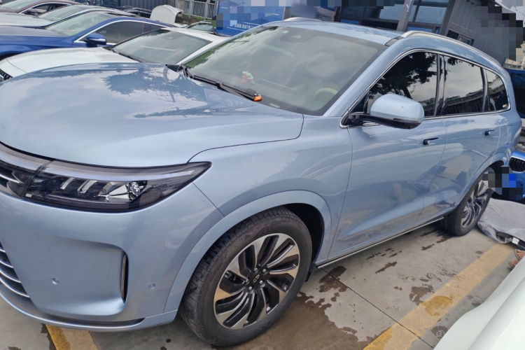 鸿蒙智行 问界M7 2024款 1.5T 后驱Plus版 5座车身外观4