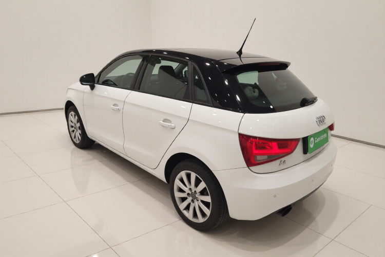 奥迪A1 2014款 30 TFSI Sportback舒适型车身外观5