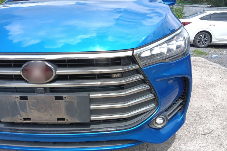 比亚迪 宋MAX 2017款 1.5T 自动智联精英型 7座车身外观36