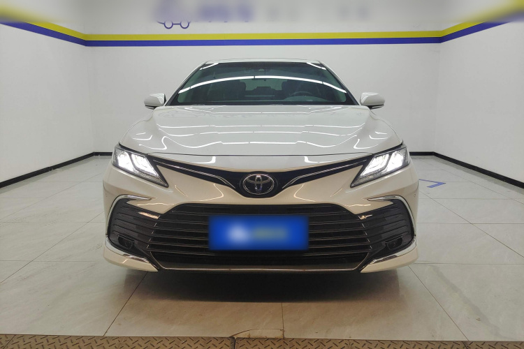 丰田 凯美瑞 2021款 2.0G 豪华版车身外观2