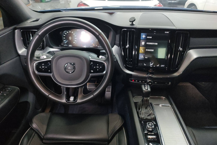 沃尔沃XC60 2020款 T5 四驱智远运动版中控内饰12