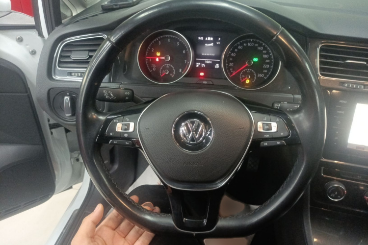 大众 高尔夫 2020款 挚爱版 280TSI DSG舒适型局部细节13