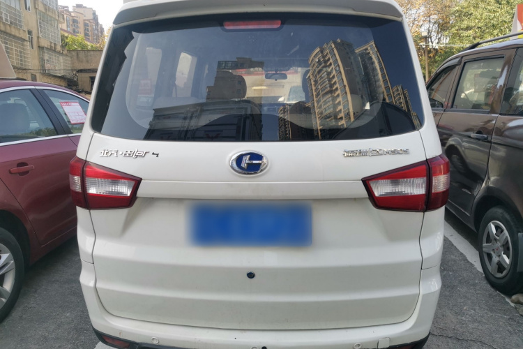 北汽昌河M50S 2015款 1.5L改款商务舱（板簧）DAM15DL车身外观6