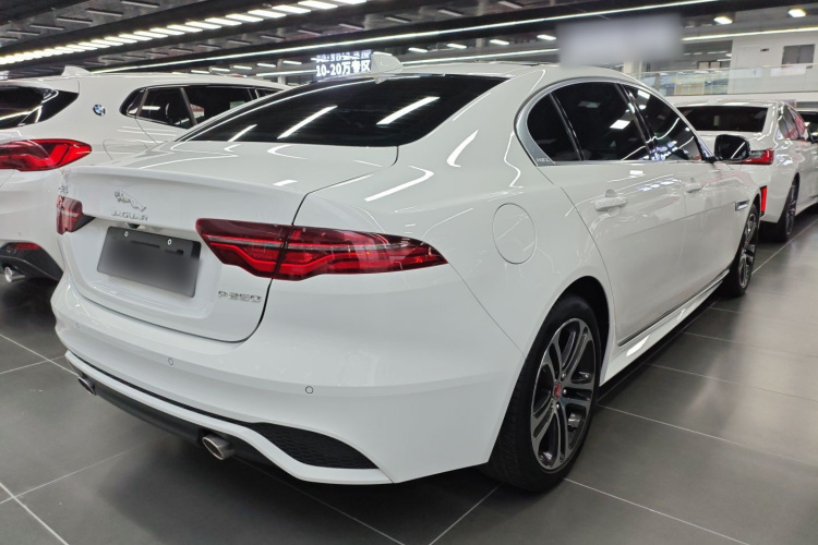 捷豹XEL 2024款 2.0T 250PS R-DYNAMIC S进取运动版车身外观6005